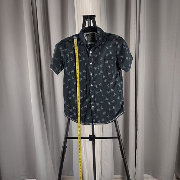 DCBD Boys 100% Cotton Black, White, Skull And Crossbones Dress Shirt Size M - Picture 5 of 10